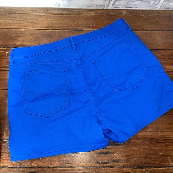 Old Navy Women's Royal Blue Shorts - Picture 4 of 5